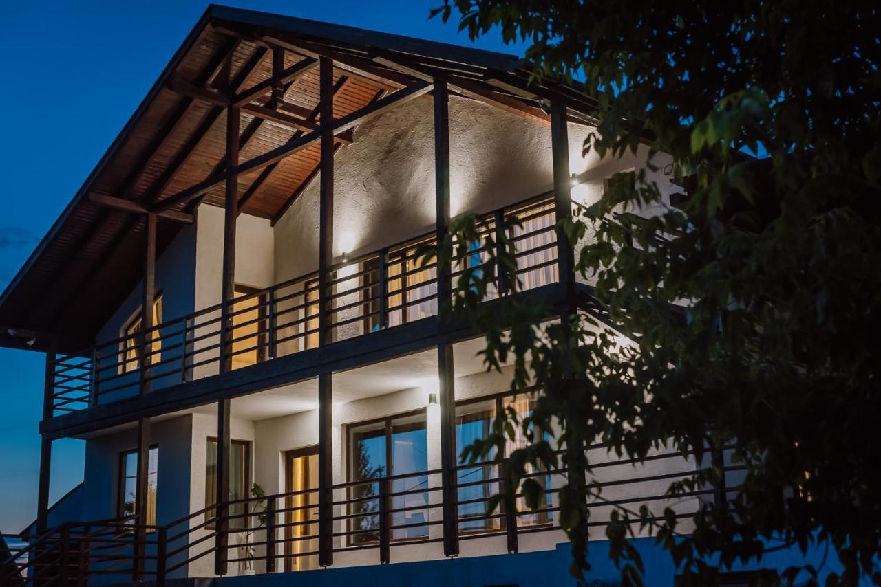 Sunset Inn Sangeorgiu de Mures Exterior photo